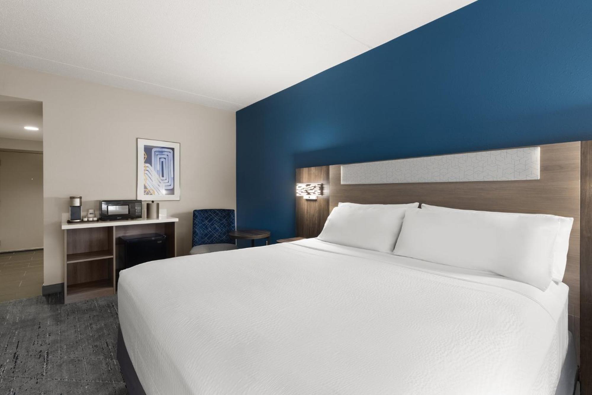 Holiday Inn Express Danbury I-84, An Ihg Hotel Экстерьер фото