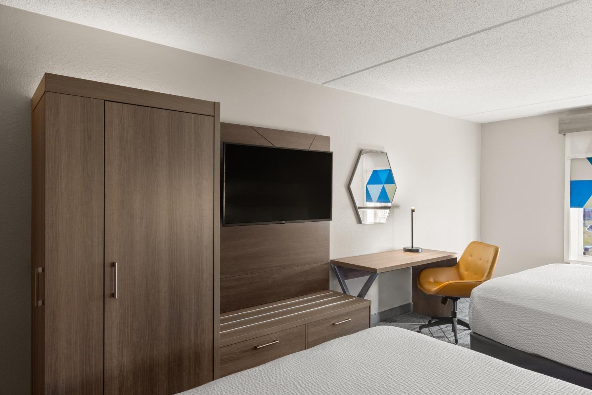 Holiday Inn Express Danbury I-84, An Ihg Hotel Экстерьер фото