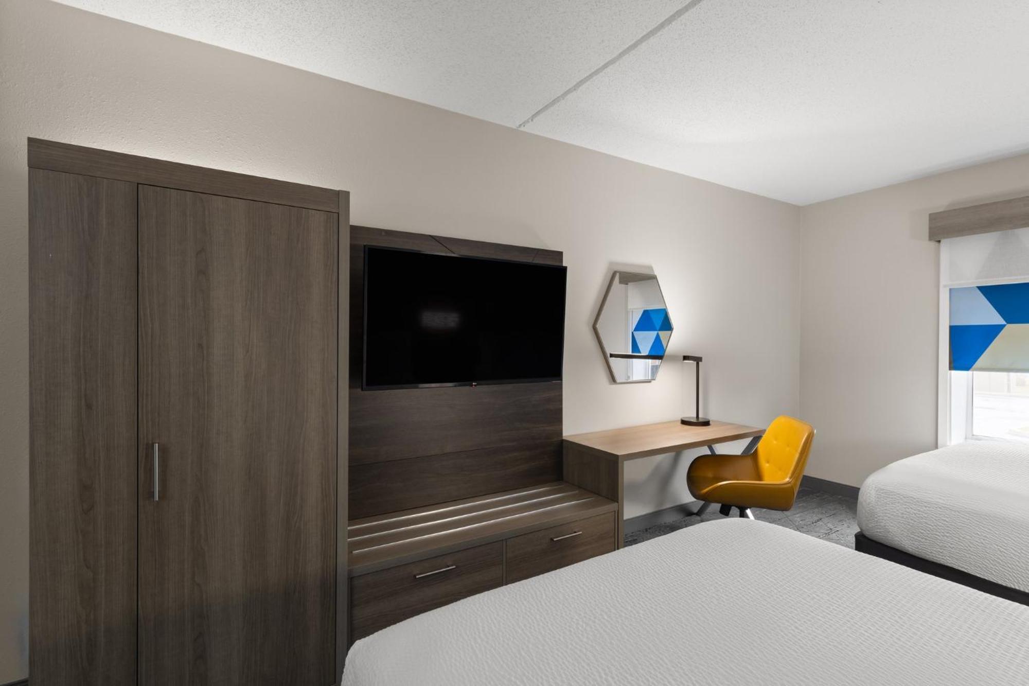Holiday Inn Express Danbury I-84, An Ihg Hotel Экстерьер фото