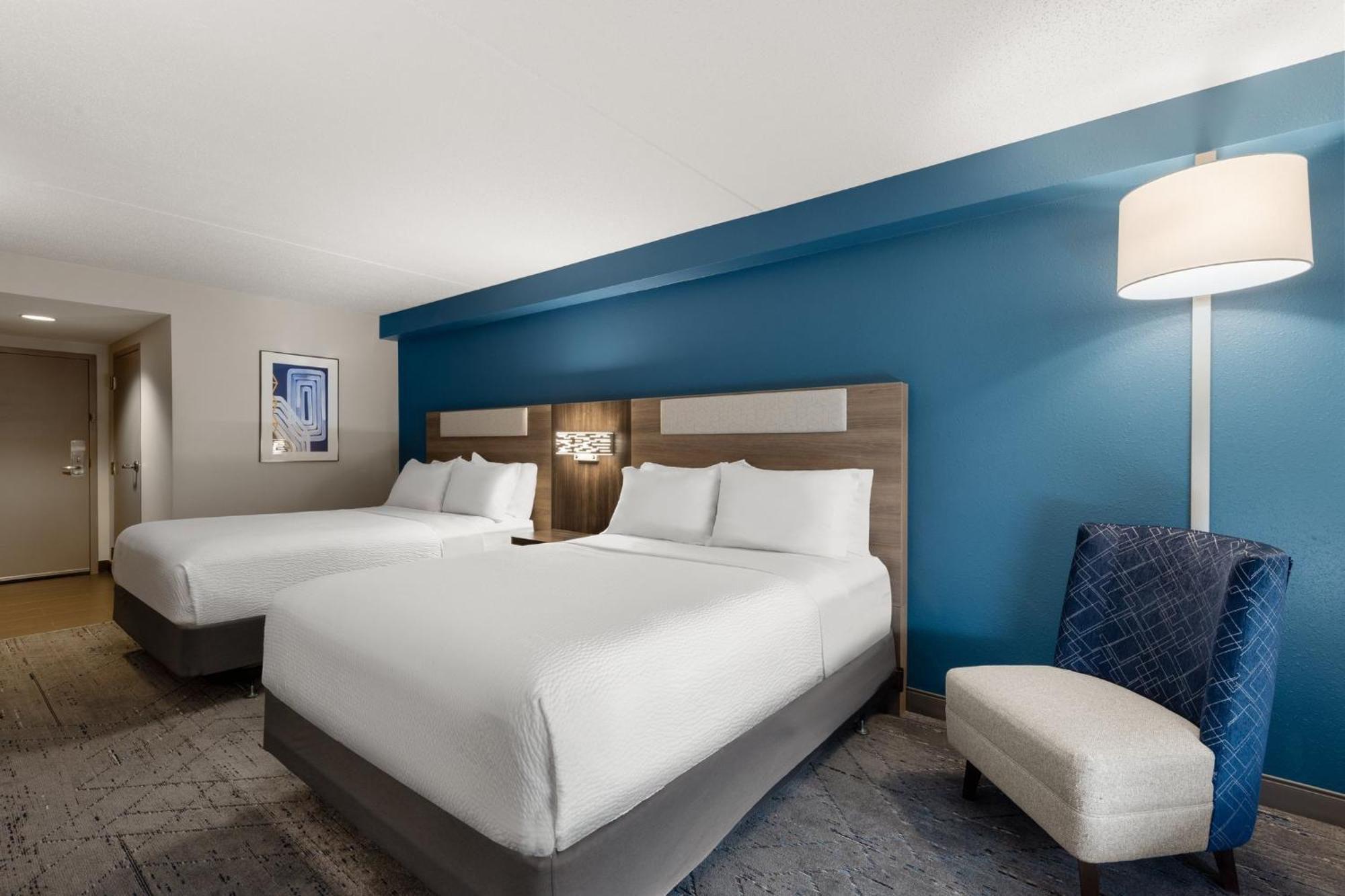 Holiday Inn Express Danbury I-84, An Ihg Hotel Экстерьер фото
