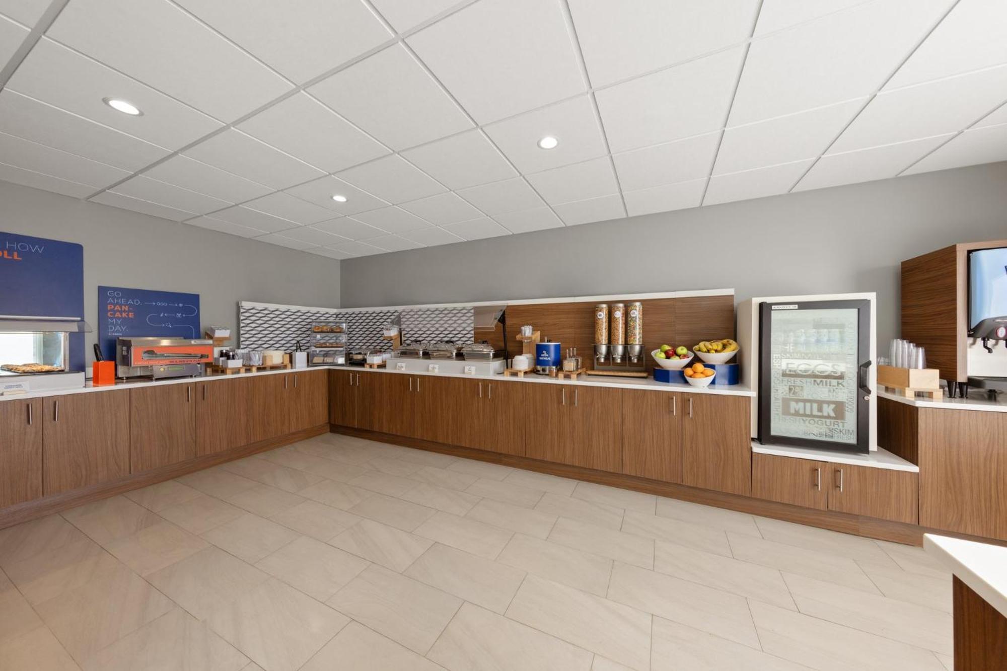 Holiday Inn Express Danbury I-84, An Ihg Hotel Экстерьер фото