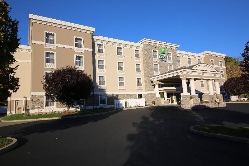 Holiday Inn Express Danbury I-84, An Ihg Hotel Экстерьер фото